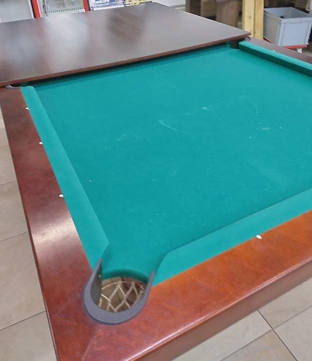 Billardtisch 8 ft. mit Abdeckplatte