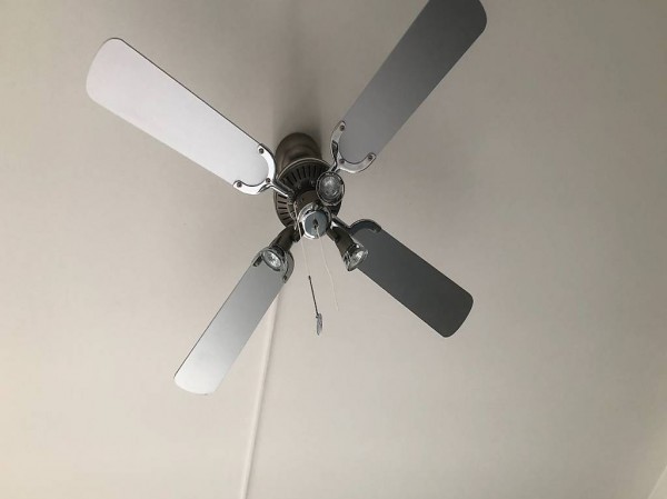 Ventilatore con luce