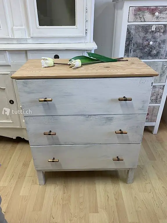 Kommode Tannenabdeckung shabby creme by börnie"s