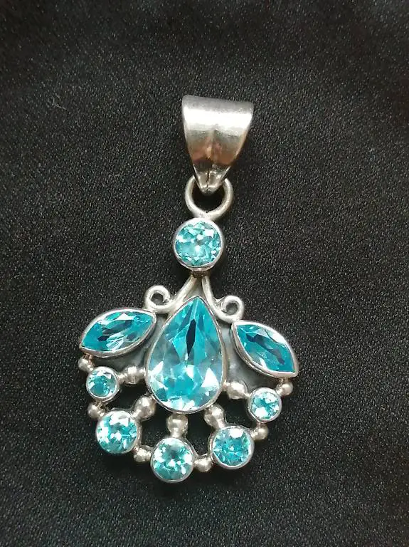 Massiver Silberanhänger in 925 Silber