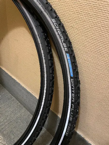 1 Paar Schwalbe Marathon Winter Plus 35-622 28x1.35