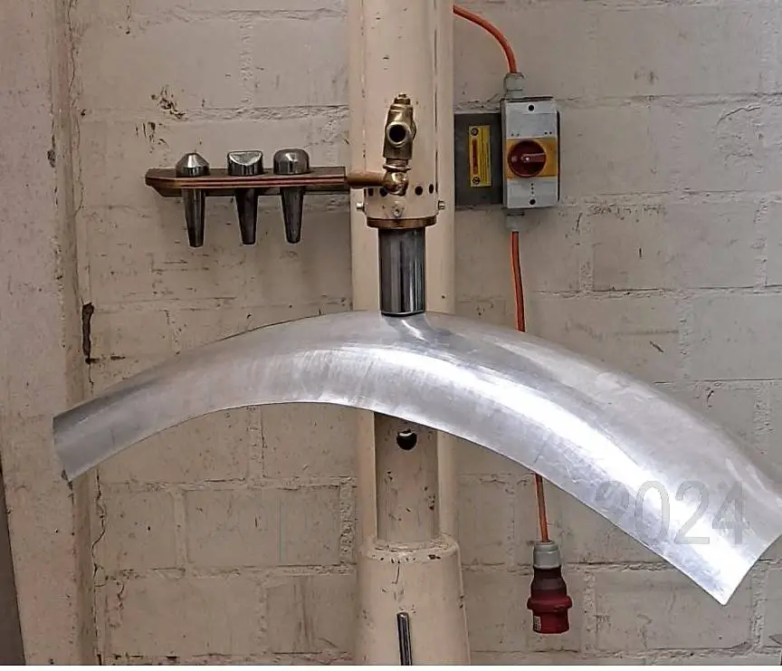 Sickenmaschine Lufthammer English Wheel Spengler Werkzeug