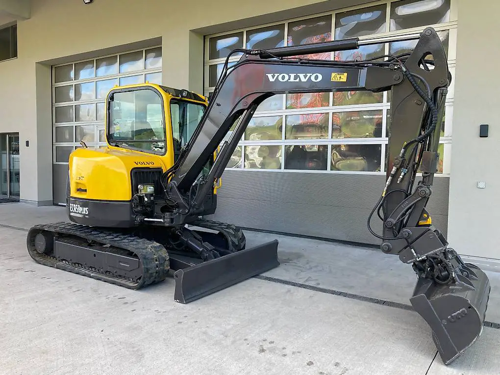 Bagger 6,5 To. Volvo ECR 58