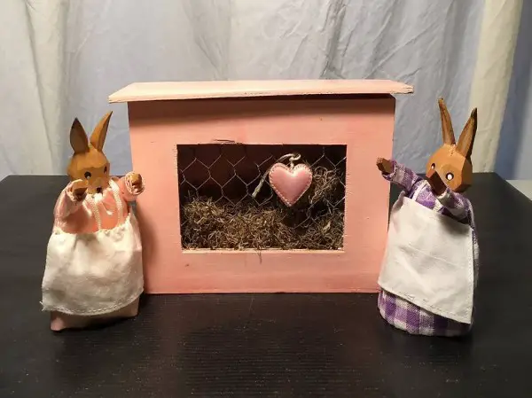 Osterdeko Nr.14 Hasen und Stall
