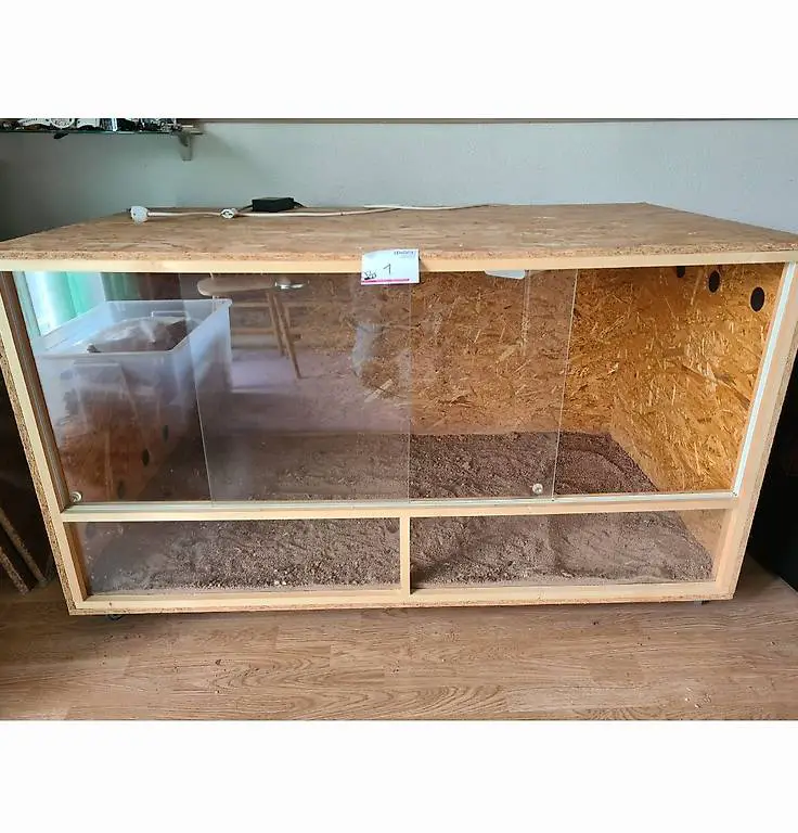 Terrarium zum Verkaufen.150 x H.80 x B.80 cm