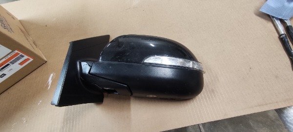 Ssang Yong Korando Seitenspiegel links 7893534020