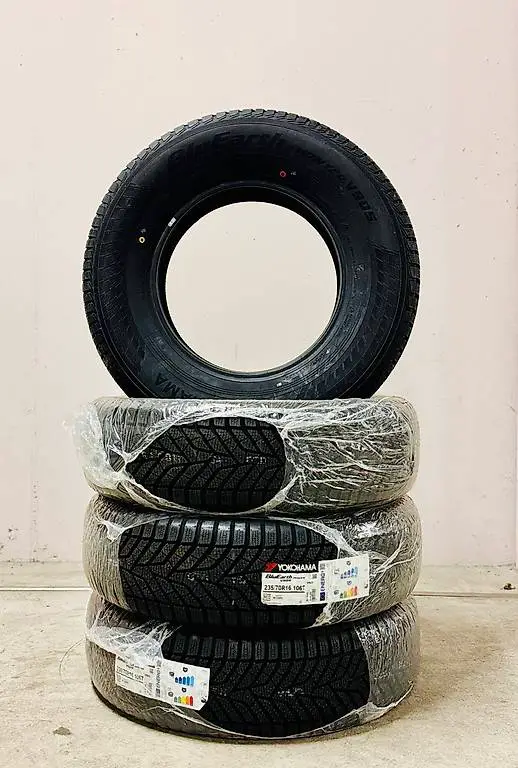 Yokohama BlueEarth Winter (235/70 R16 106T)