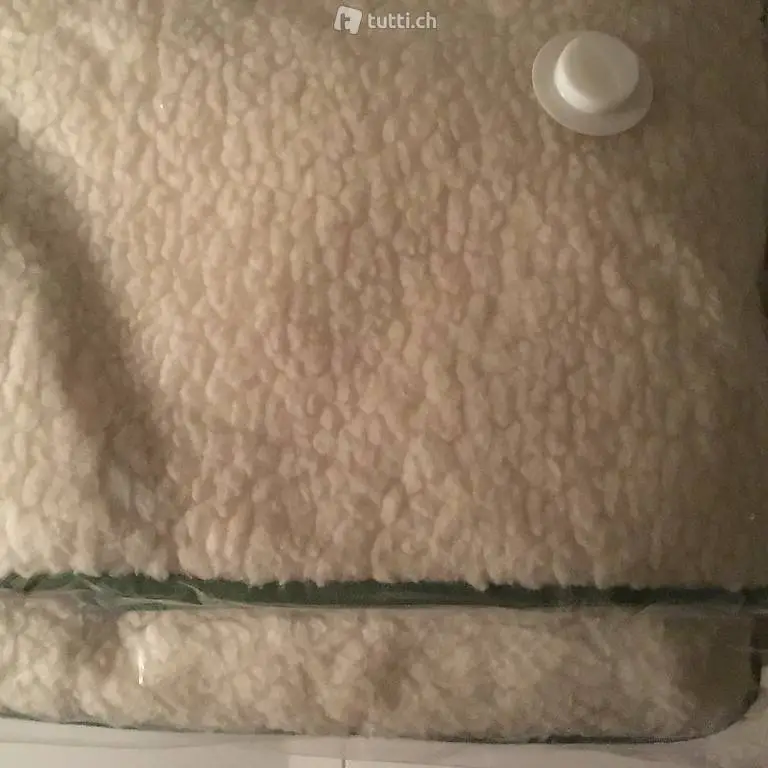 Decke aus Reiner Schafschurwolle beste Qualität Preis 95.-