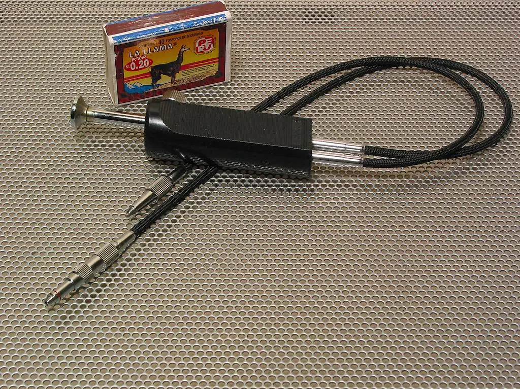 JAPAN Doppel-Drahtauslöser 40cm mit Feststeller analog Foto