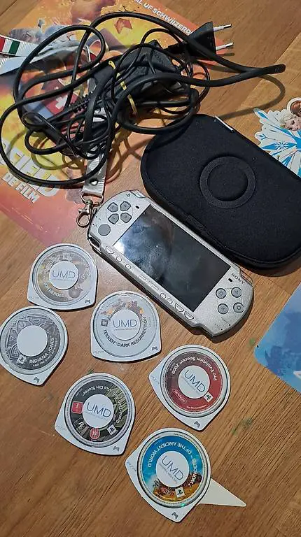 PSP Slim wie neu