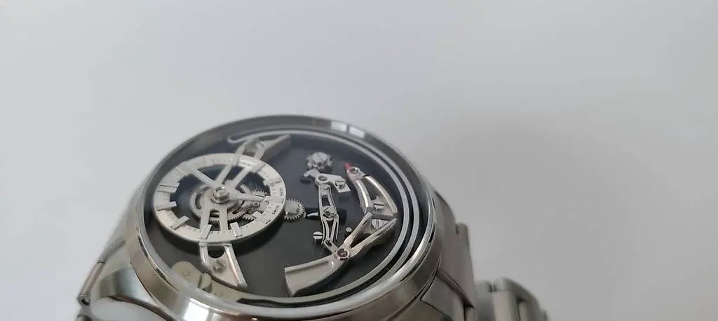 Christopher Ward Bel Canto C1