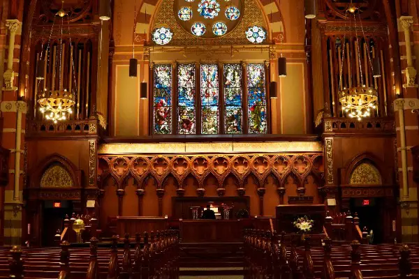 Organist für Hochzeiten und Beerdigungen in Chur