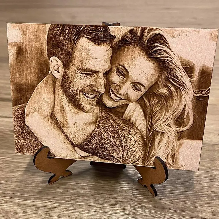 Einzigartige Laser-Gravuren auf Holz, Dein Design