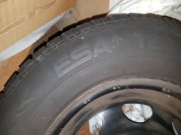 Opel Winterkompletträder 15" Stahlfelge 205/65 R15