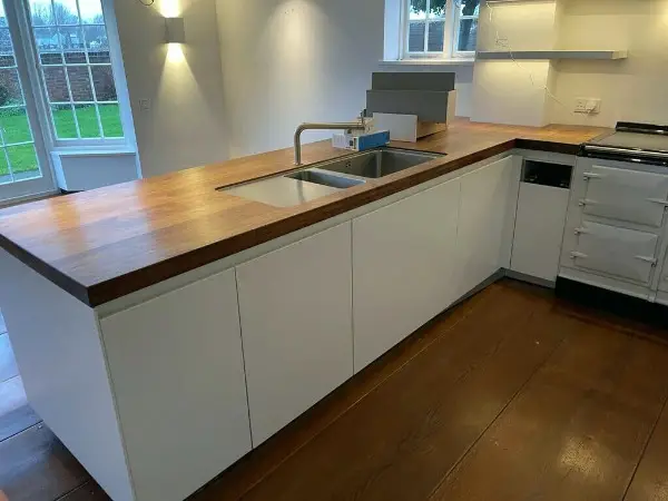 Bulthaup Einbauküche und Hauswirtschaftsraum