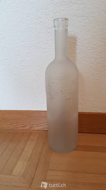 Glasflasche mit Muster (Trauben)