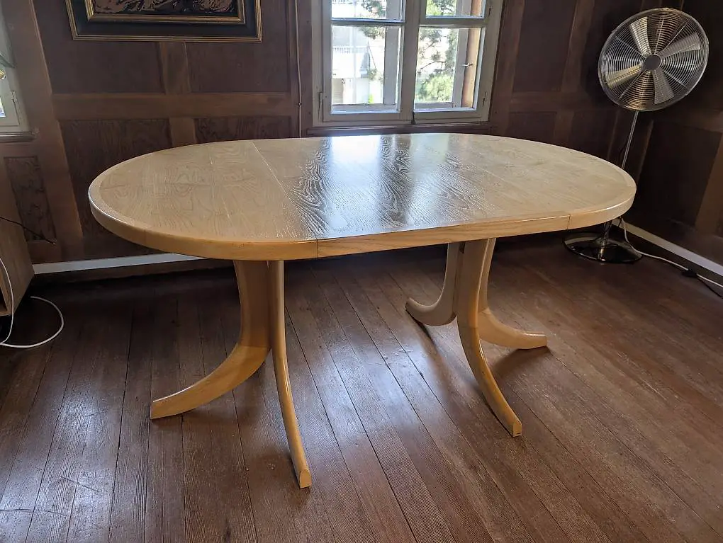 Holztisch erweiterbar