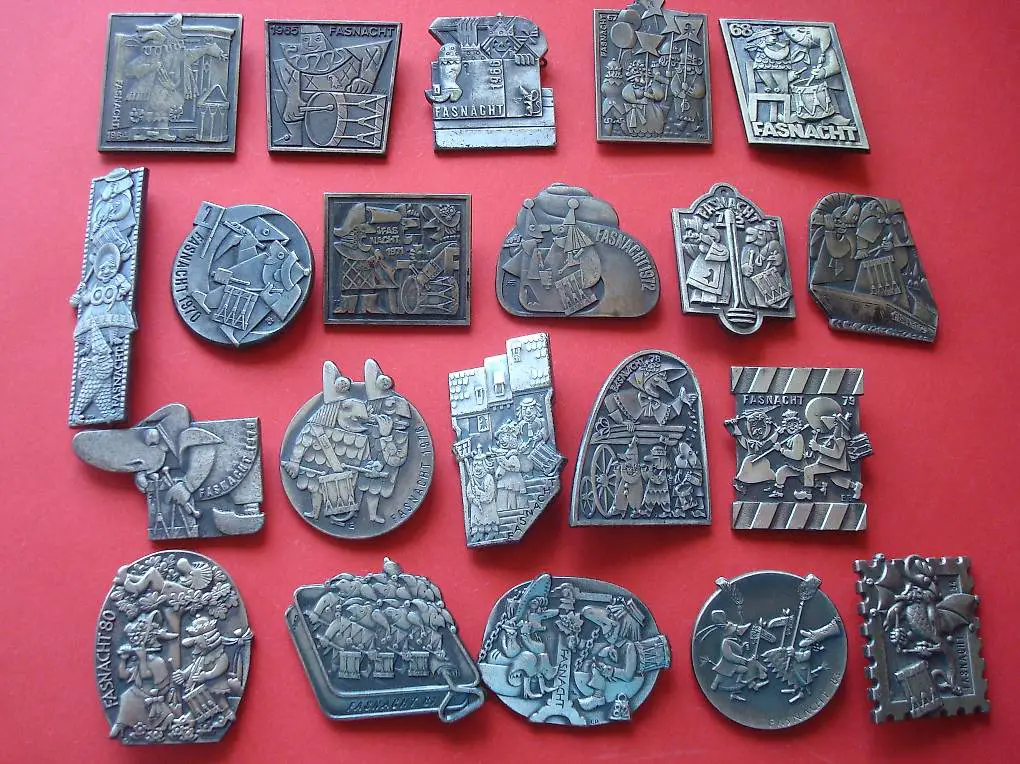Fasnachtsplaketten Basel 1964 bis 1984