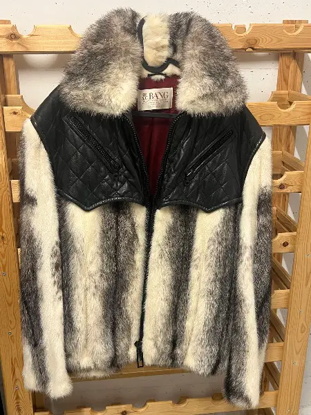 Herren Pelzjacke mit Ledereinsatz