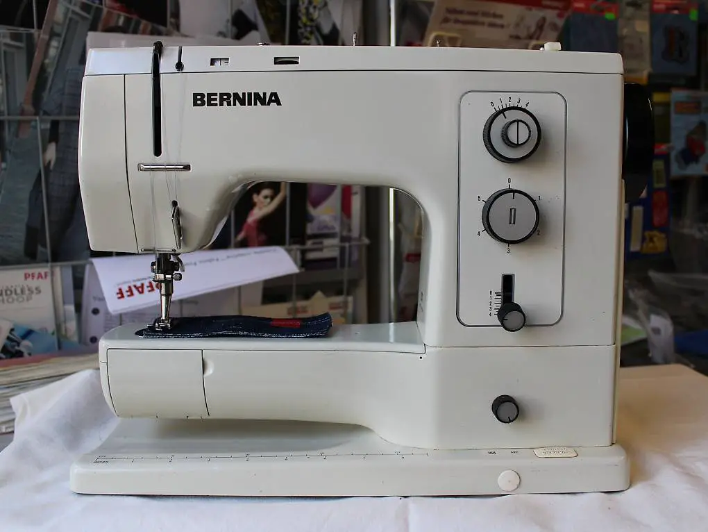 Nähmaschine Bernina 831, ab Service, 6 Monate Garantie.