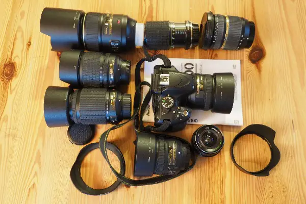 NIKON Spiegelreflexkamera D5100 inkl. diverse top Objektive