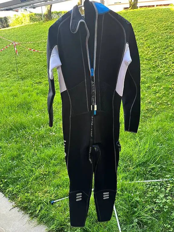 Tauchanzug dünn lang