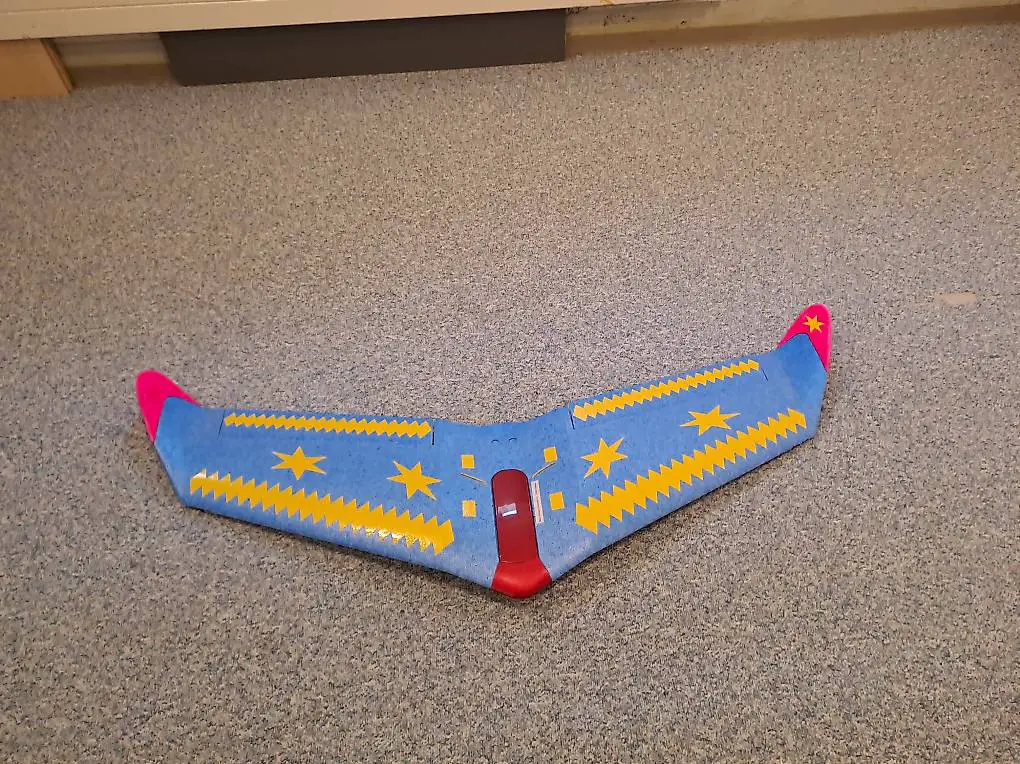 Nurflügler Sportwing 120cm EPP blau