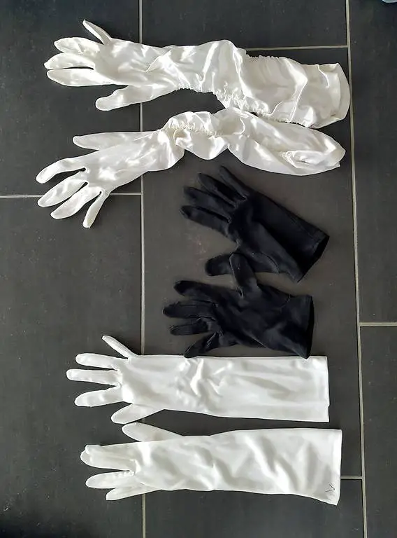 Handschuhe