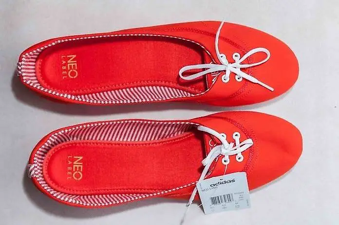 Ballerinas Adidas Neolina rot (neu)