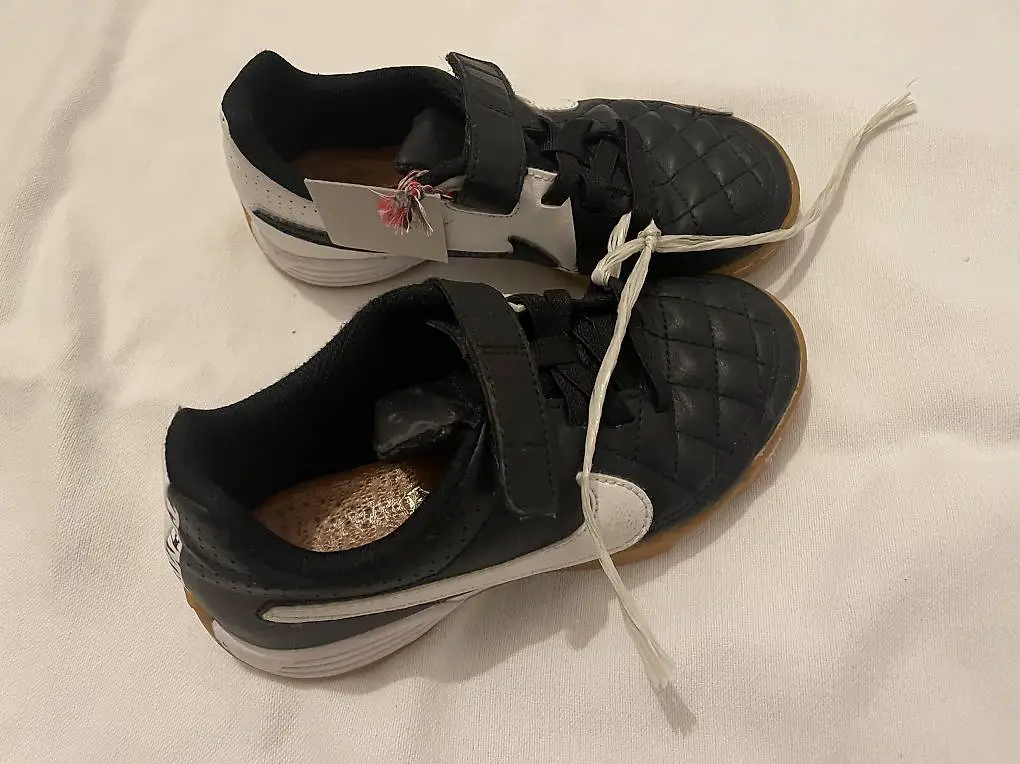 Hallenturnschuhe 29.5