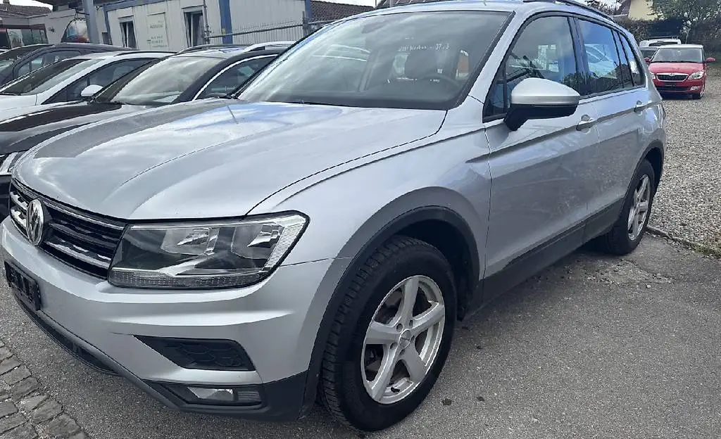 VW Tiguan 2.0 Diesel 4x4 aus 1. Hand 150 PS