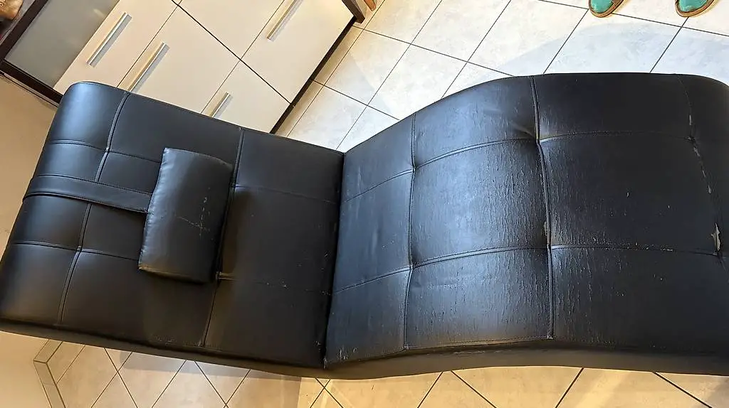 Kunstleder Sessel gratis abholen in 5037 Muhen