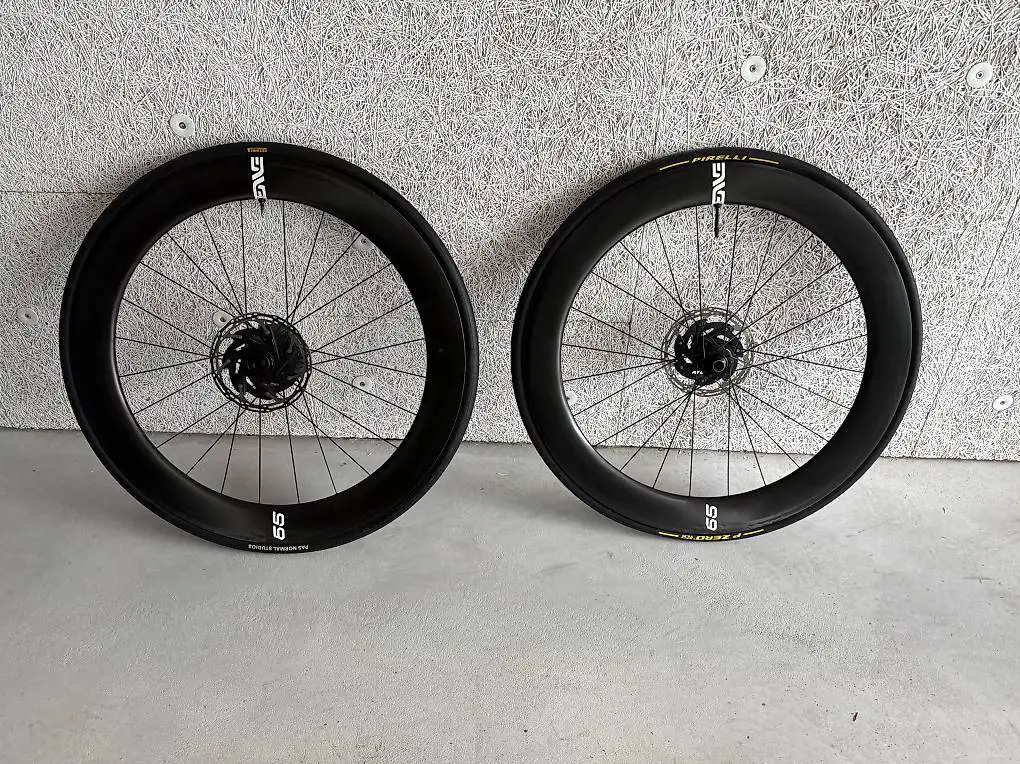 Enve Foundation Carbonfelgen 65mm