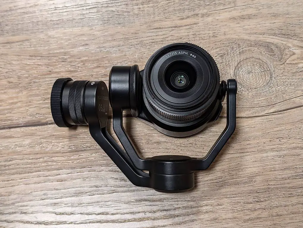 DJI Zenmuse X5s mit Objektiv und Filter