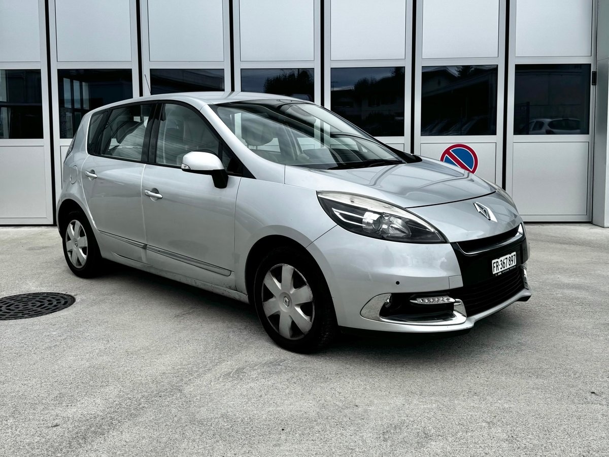 RENAULT Scénic 2.0 16V Dynamique X-Tronic CVT