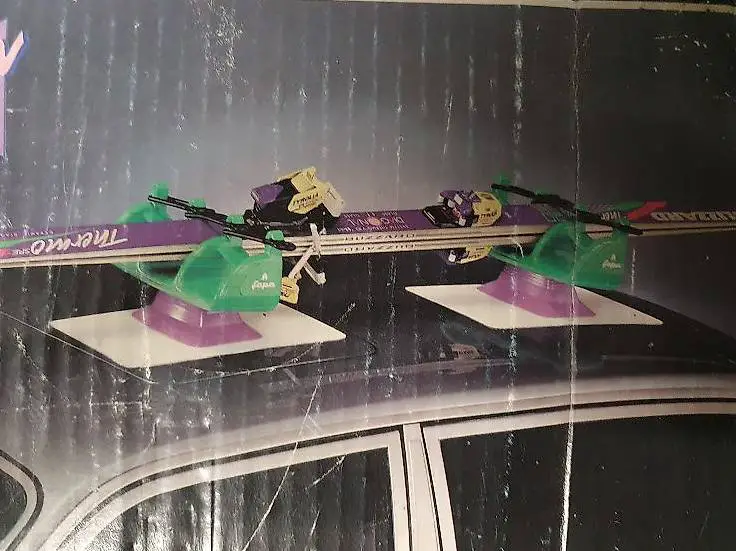 portasci magnetico / magnetischer skiträger