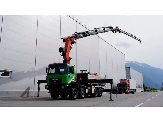 man, 41.464 vfa 8x8, kran
