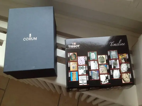 Scatole/contenitori x orologi