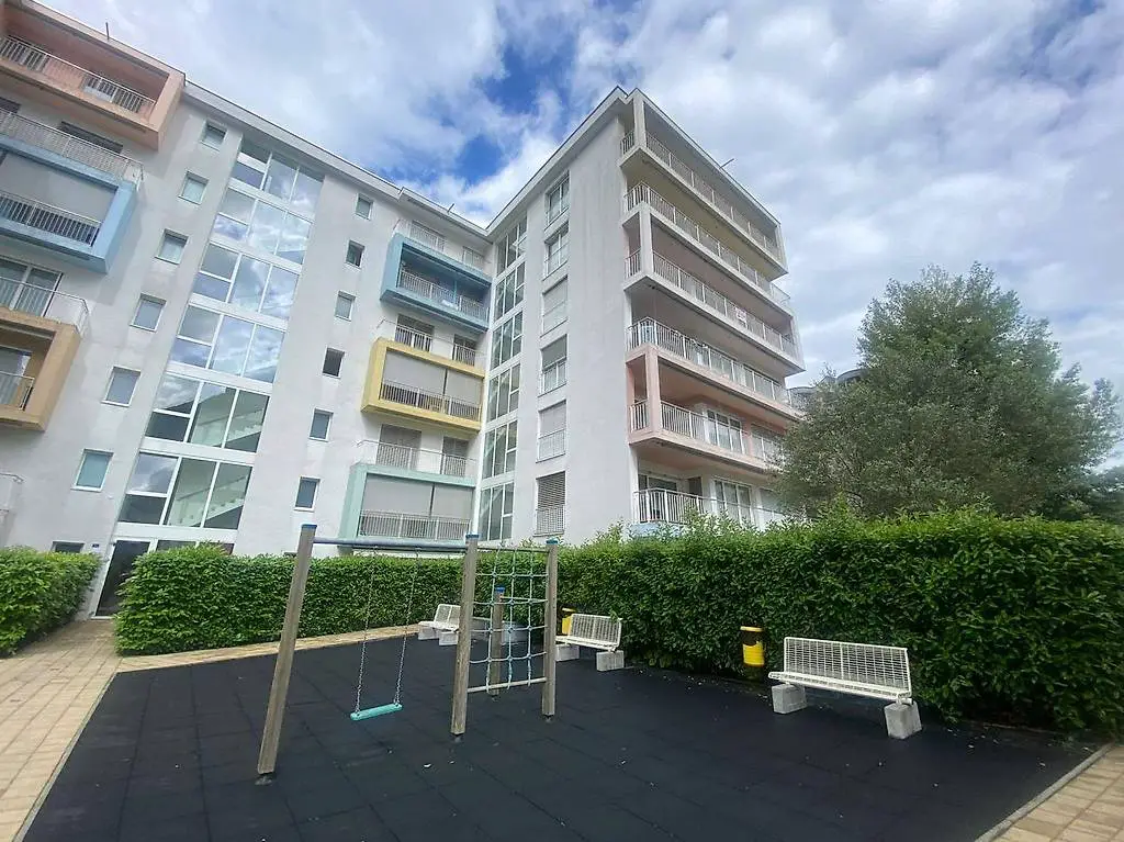 4 OG, ruhig, zentral, sonnig / P4 tranquilla, centrale