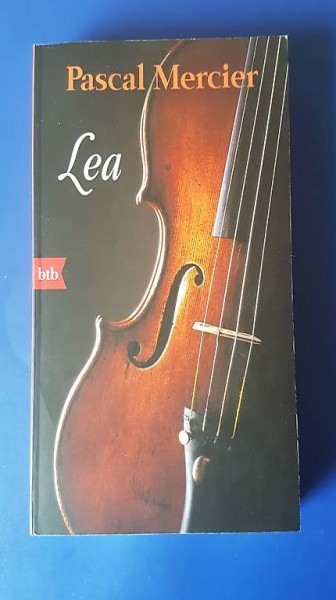 Die Novelle Lea von Pascal Mercier in sehr gutem Zustand