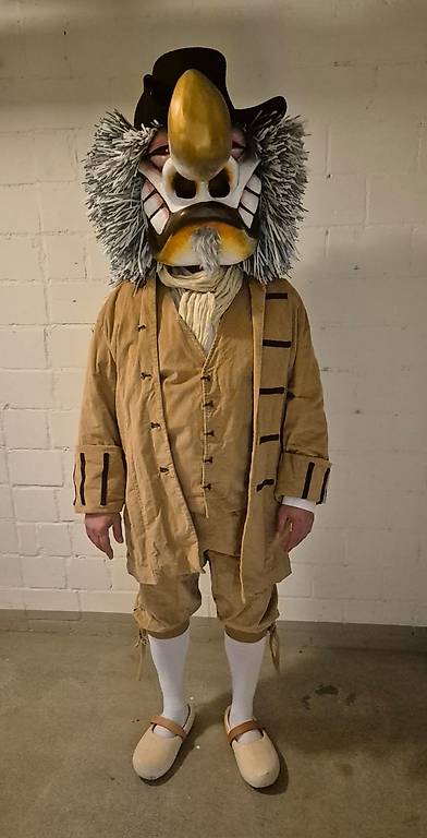 Waggis Larve mit Kostüm