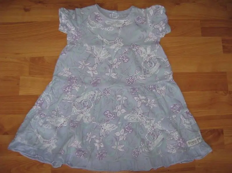 Keedo Sommer Kleid fliederfarbig gemustert, Grösse 98