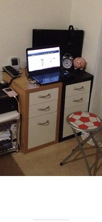 Kommode gratis abzugeben.