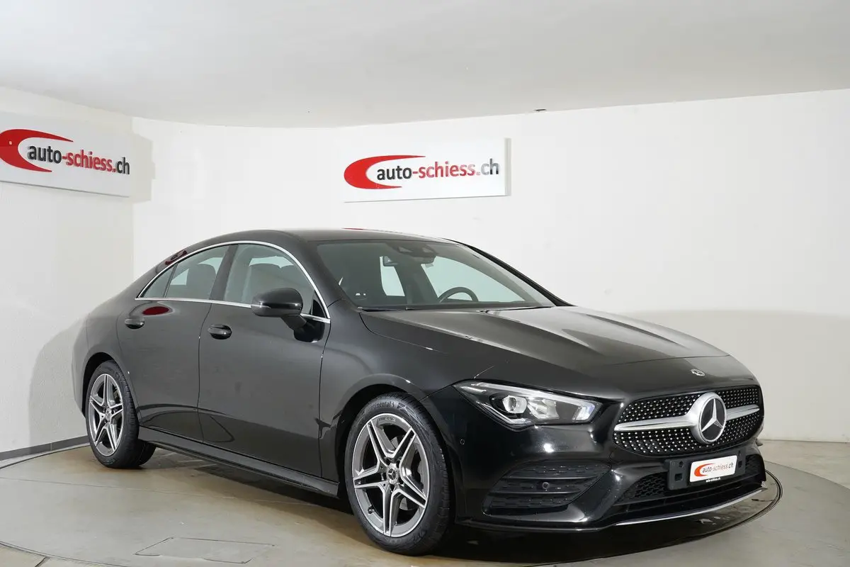 mercedes-benz cla 200 amg line 7g-dct