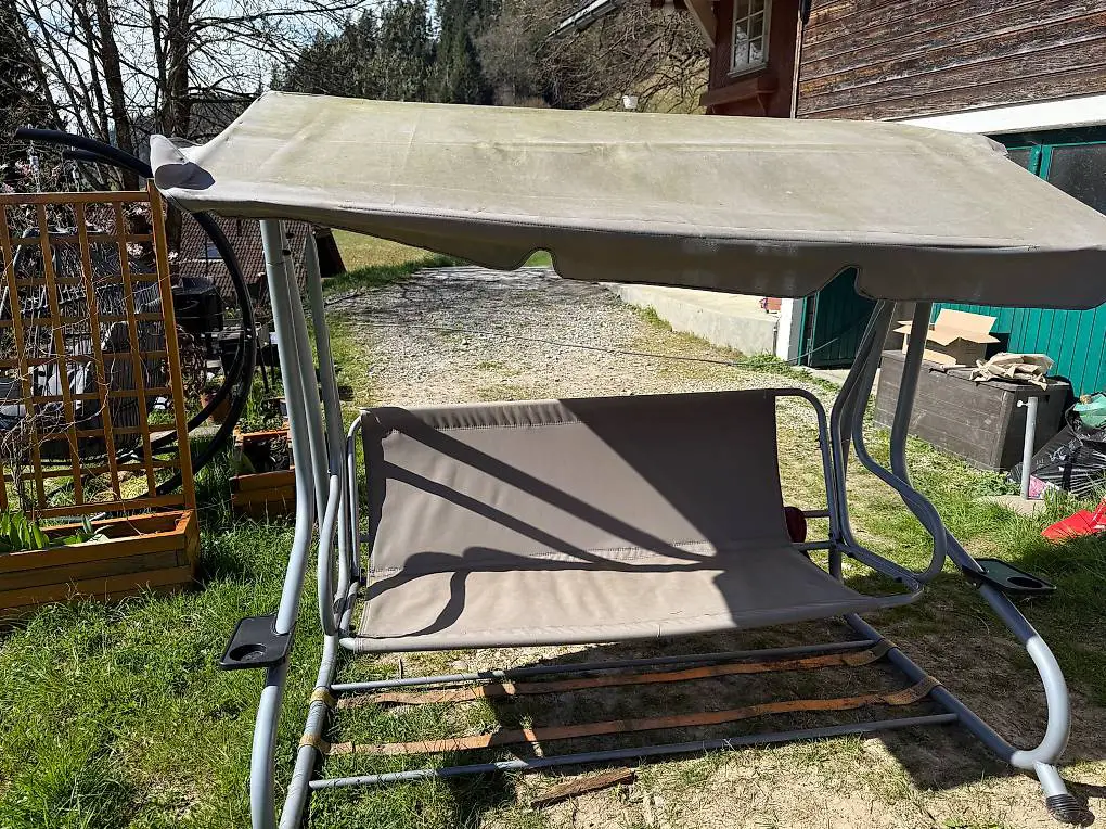 Hollywoodschaukel gratis mit Kissen