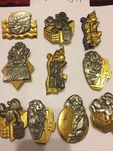 2000er Jahre Goldplagette