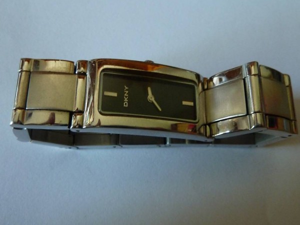 Damenuhr, DKNY