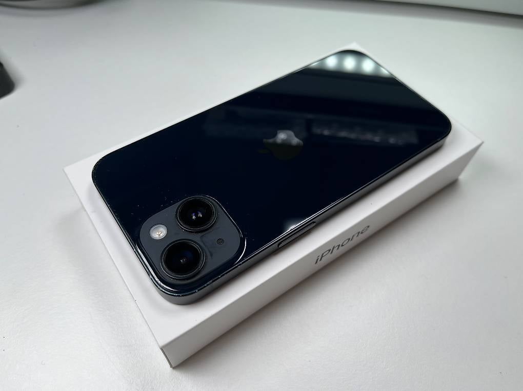 iPhone 14 | Aufbereitet | 256 GB | Mitternacht |