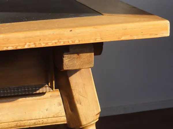  Antiker Schiefertisch, Schragentisch original