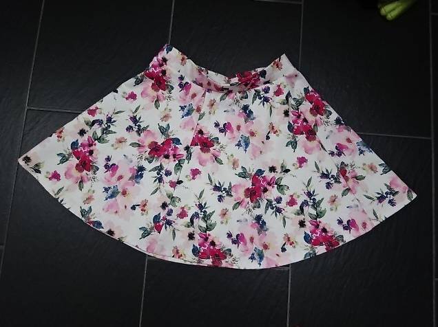 Jupe Rock Minirock Bahnenrock Grösse S